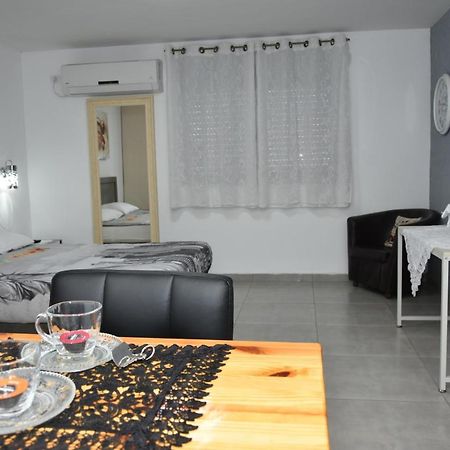 Sweet Dreams Apartment Τιβεριάδα Εξωτερικό φωτογραφία